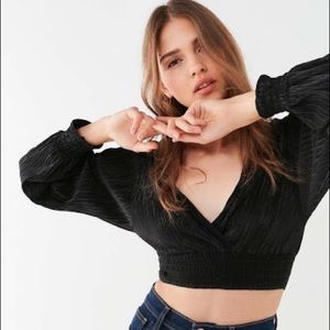 Long sleeve crop top